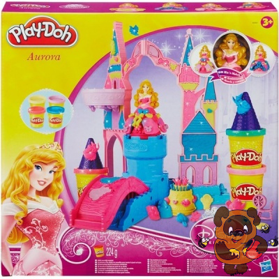 Play-Doh. Набор игровой "Замок Авроры" 4баночки(вкл.нов.блестящ.)принцесса, 2 наряда и акс. в наборе
